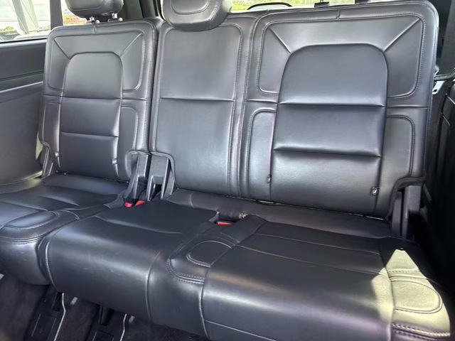 2023 Black Metallic Lincoln Navigator L Reserve 4X4 SUV