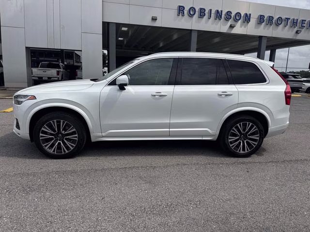 2020 White Volvo XC90 T6 Momentum AWD SUV