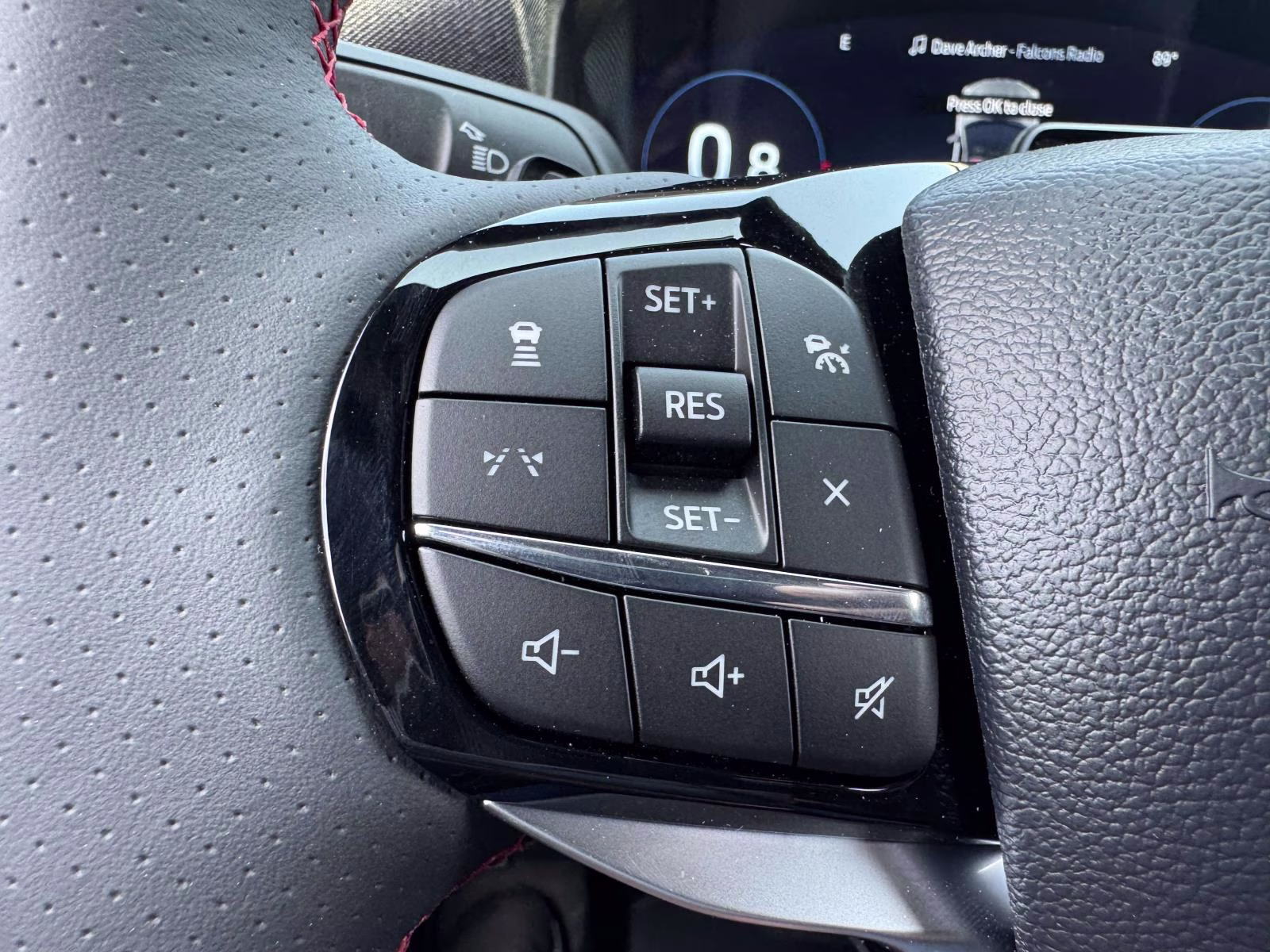 2026 Space White Metallic Ford Explorer ST 4WD 4X4 SUV