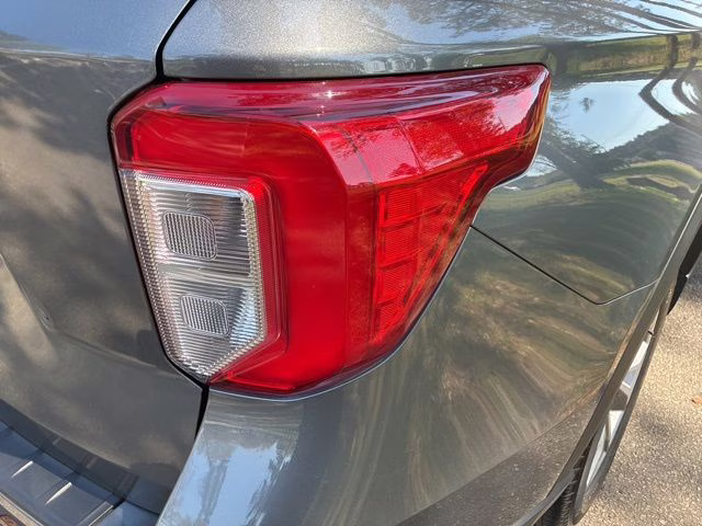 2024 Gray Metallic Ford Explorer XLT RWD SUV