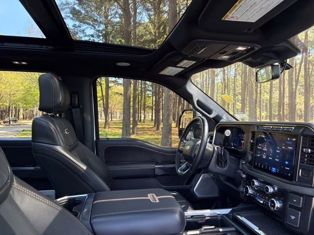 2024 White Metallic Ford Super Duty F-250 SRW Platinum 4X4 Truck