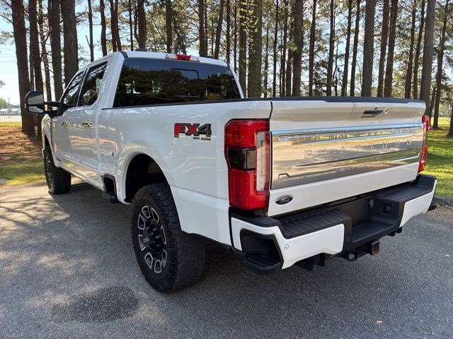 2024 White Metallic Ford Super Duty F-250 SRW Platinum 4X4 Truck