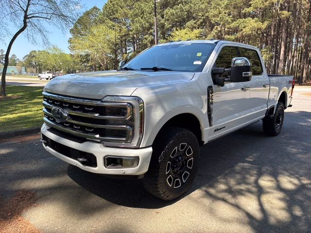 2024 White Metallic Ford Super Duty F-250 SRW Platinum 4X4 Truck