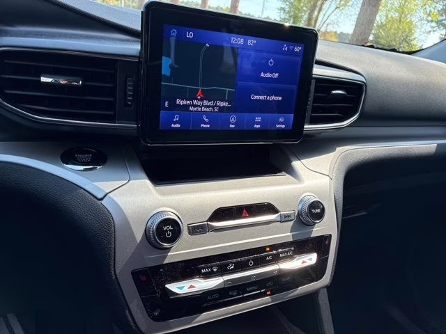 2024 Gray Metallic Ford Explorer XLT RWD SUV