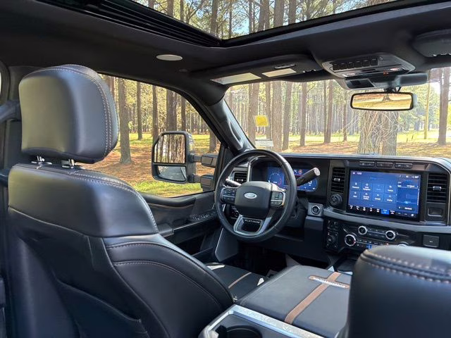 2024 White Metallic Ford Super Duty F-250 SRW Platinum 4X4 Truck