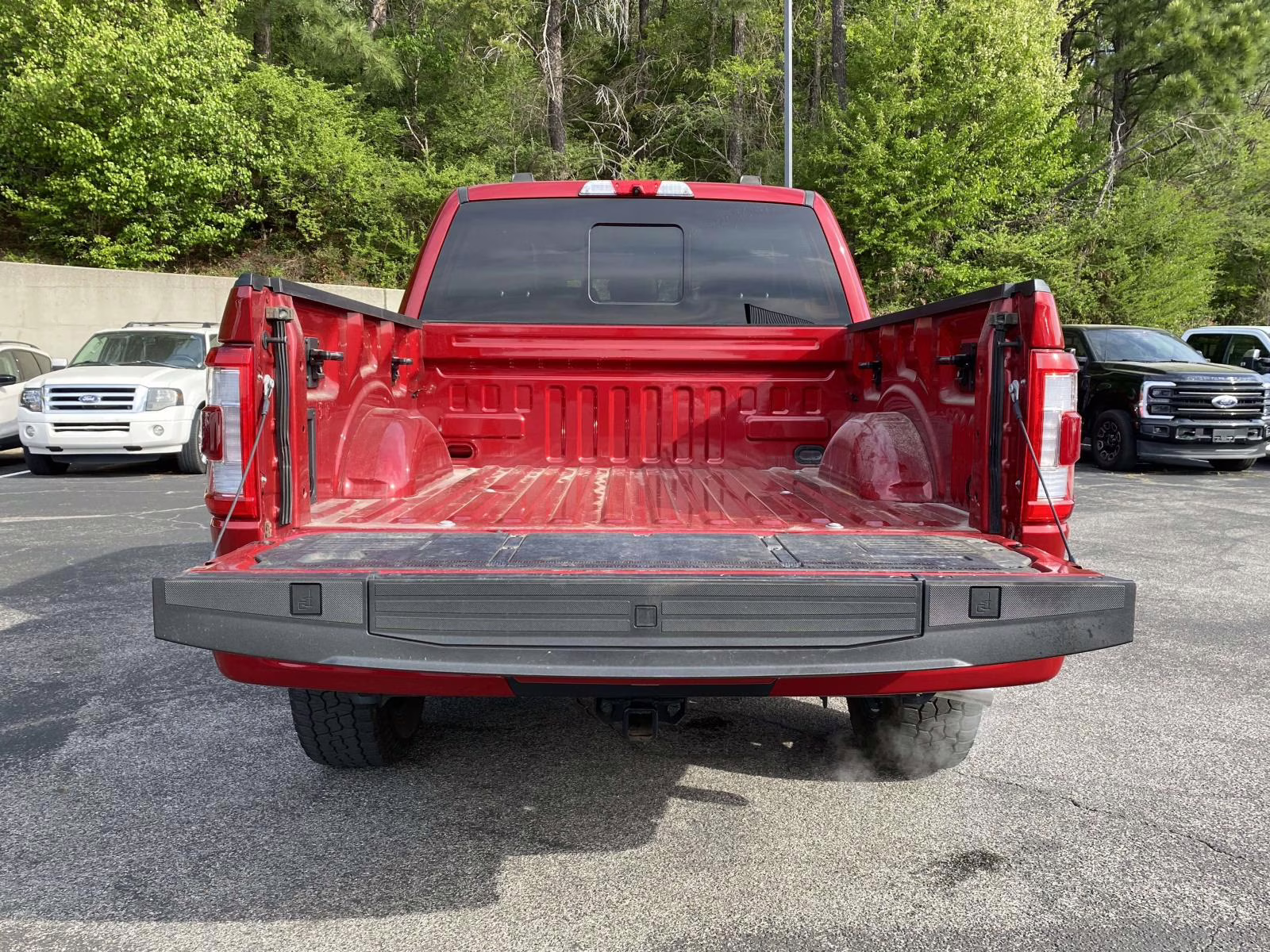 2023 Rapid Red Metallic Tinted Clearcoat Ford F-150 Platinum 4X4 Truck