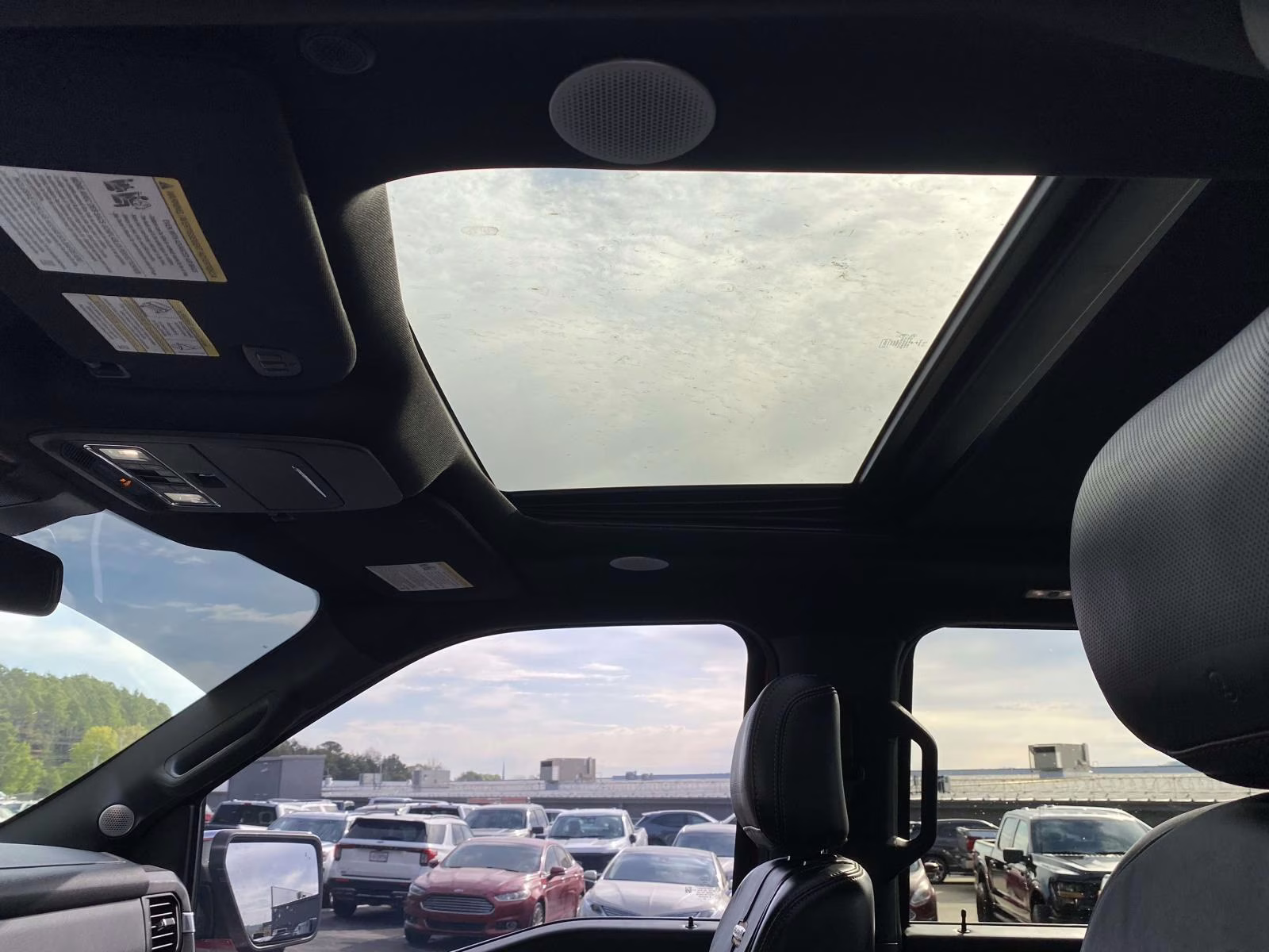 2023 Rapid Red Metallic Tinted Clearcoat Ford F-150 Platinum 4X4 Truck