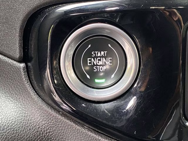 2023 Summit White Chevrolet Silverado 1500 LT Trail Boss 4X4 Truck