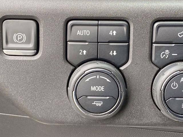 2023 Summit White Chevrolet Silverado 1500 LT Trail Boss 4X4 Truck