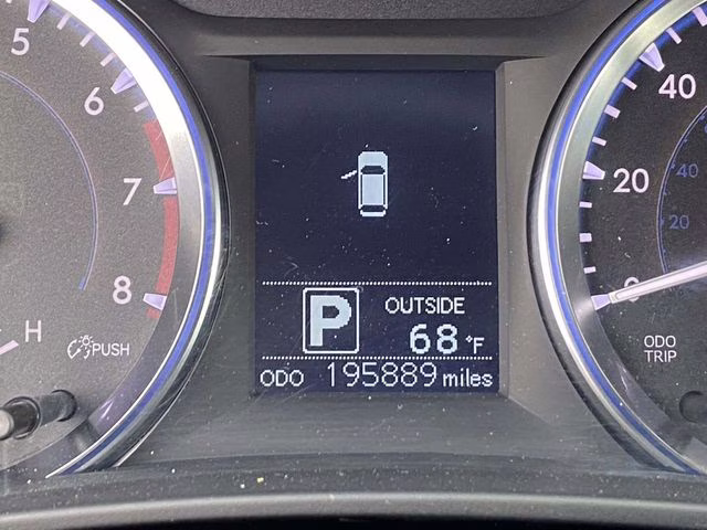 2016 Blizzard Pearl Toyota Highlander LE V6 FWD SUV