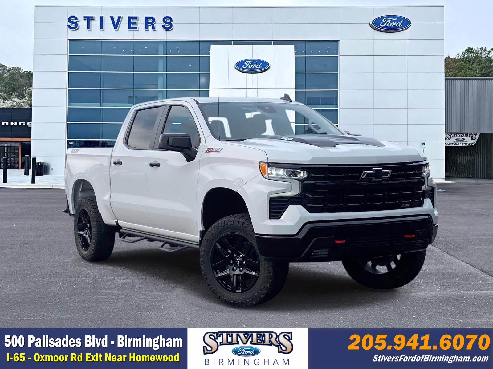 2023 Summit White Chevrolet Silverado 1500 LT Trail Boss 4X4 Truck