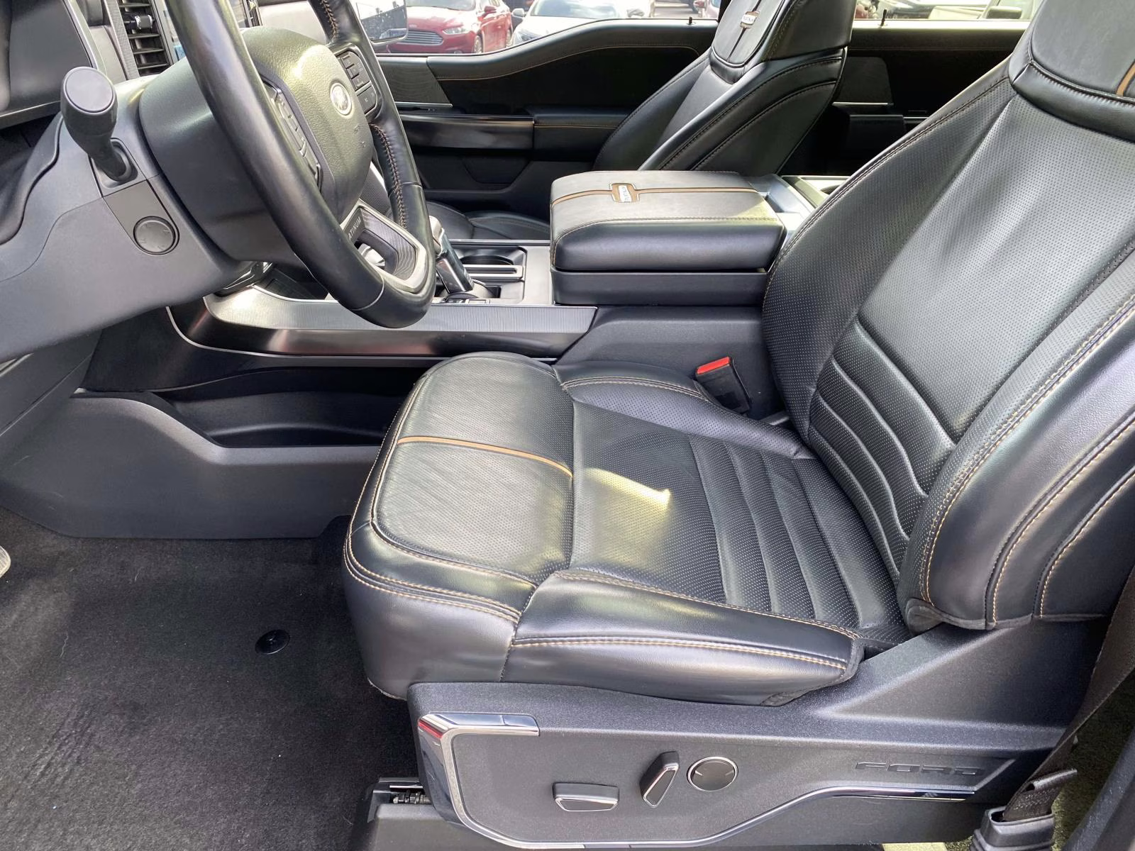 2023 Rapid Red Metallic Tinted Clearcoat Ford F-150 Platinum 4X4 Truck