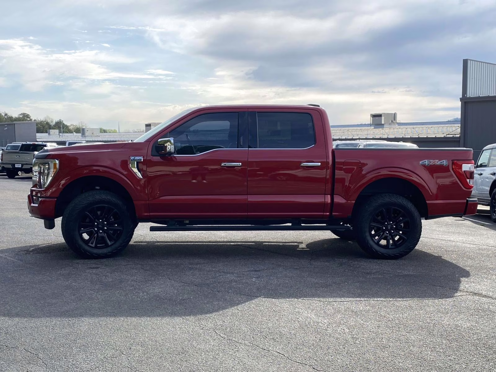 2023 Rapid Red Metallic Tinted Clearcoat Ford F-150 Platinum 4X4 Truck