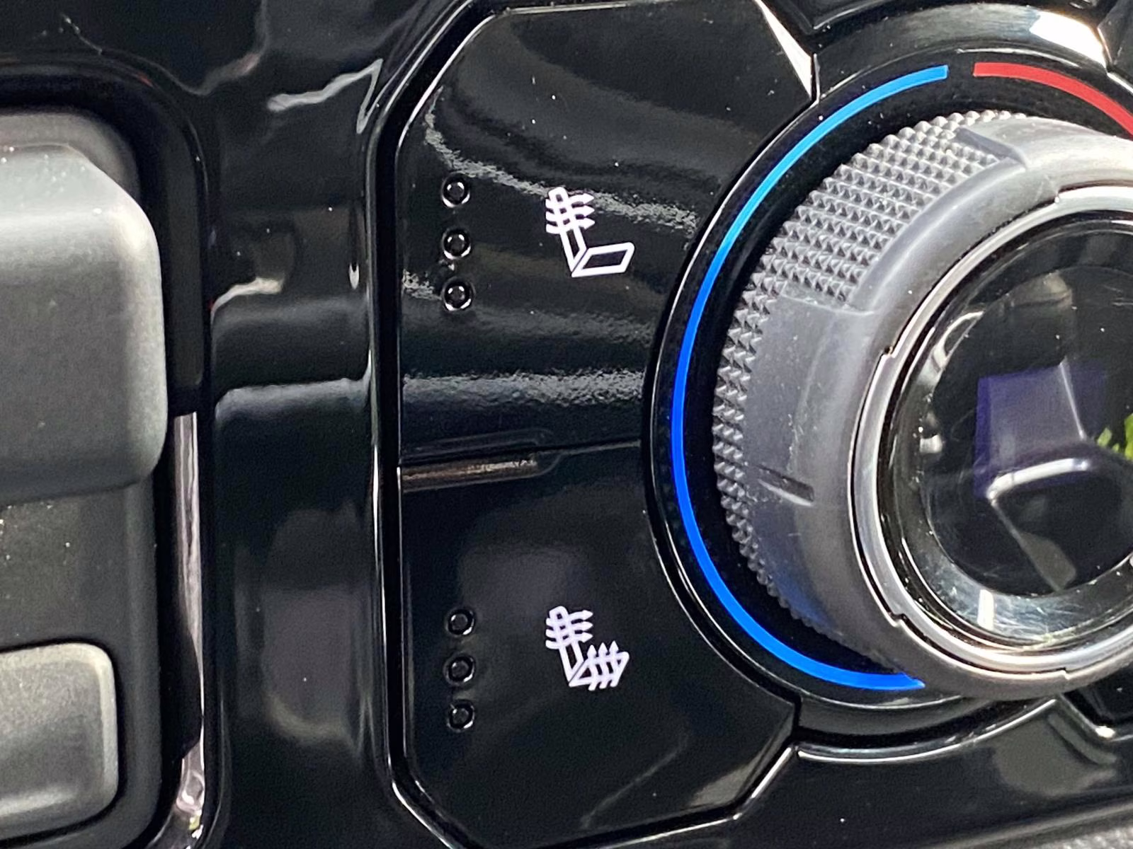 2023 Summit White Chevrolet Silverado 1500 LT Trail Boss 4X4 Truck