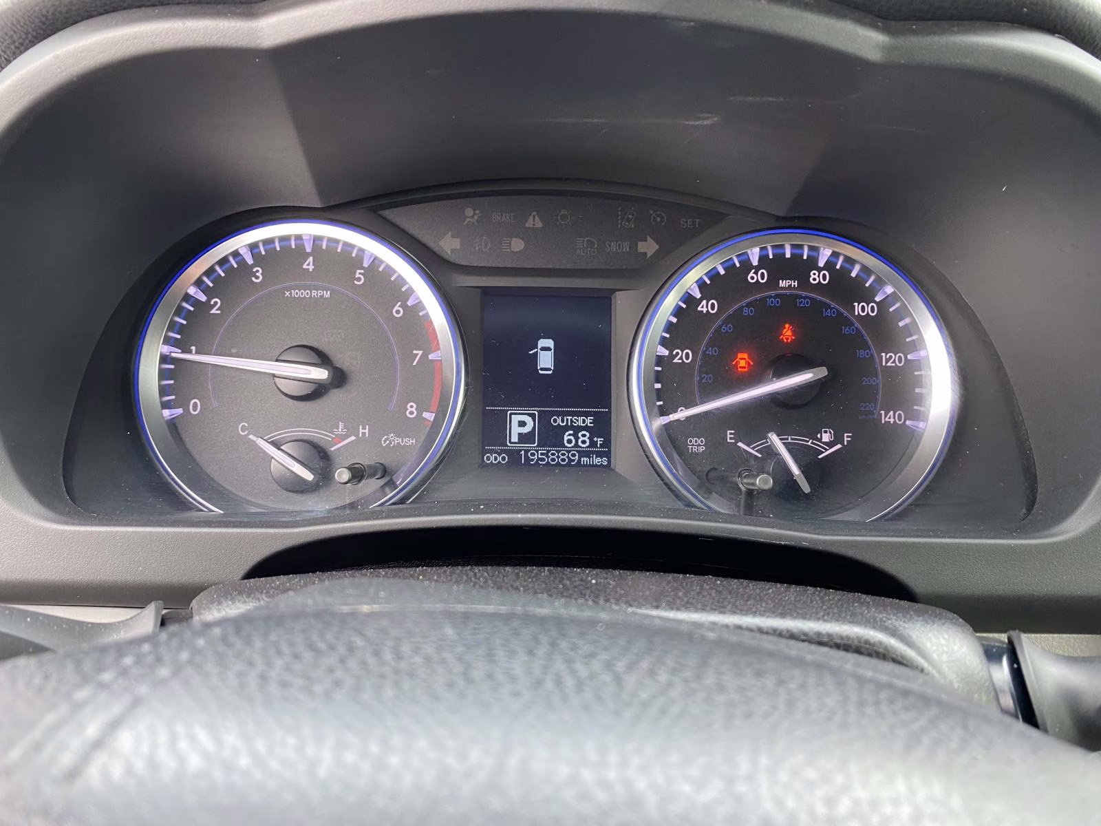 2016 Blizzard Pearl Toyota Highlander LE V6 FWD SUV