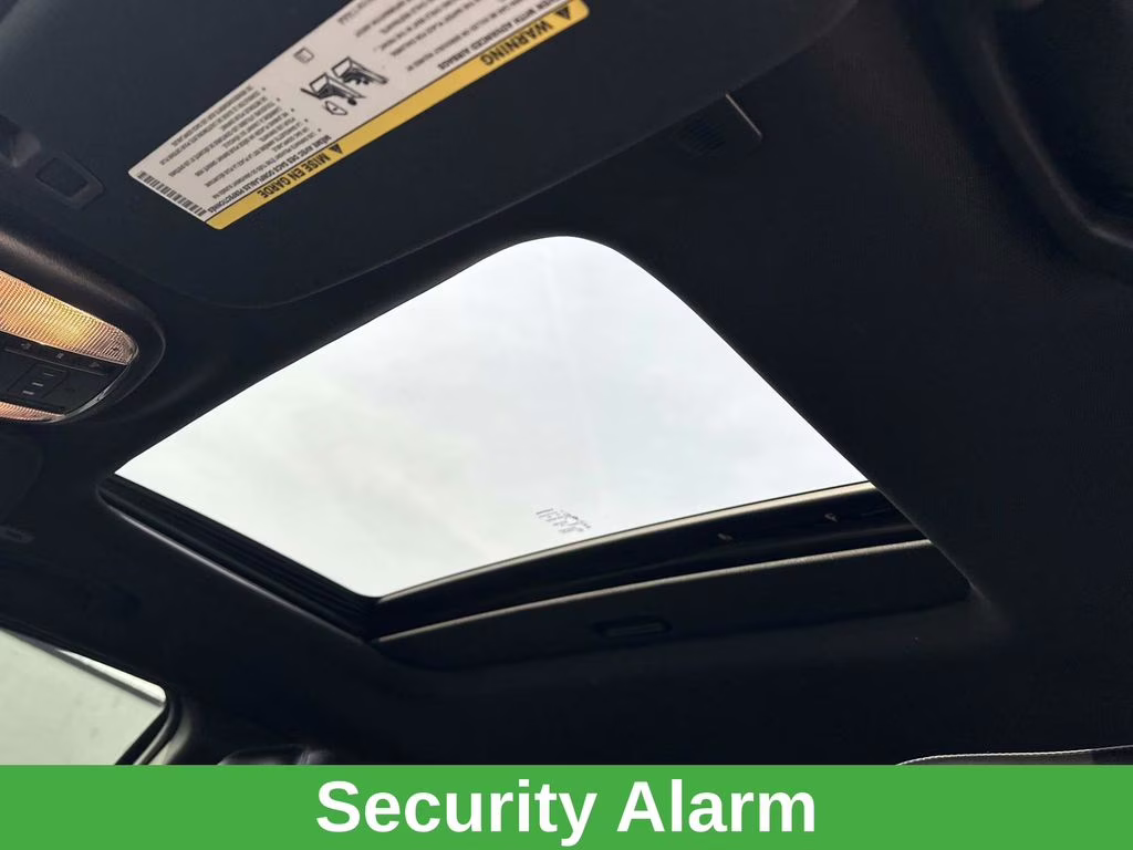 2018 Diamond Black Crystal Pearlcoat Jeep Grand Cherokee Altitude 4X4 SUV