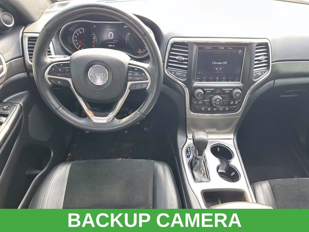 2018 Diamond Black Crystal Pearlcoat Jeep Grand Cherokee Altitude 4X4 SUV