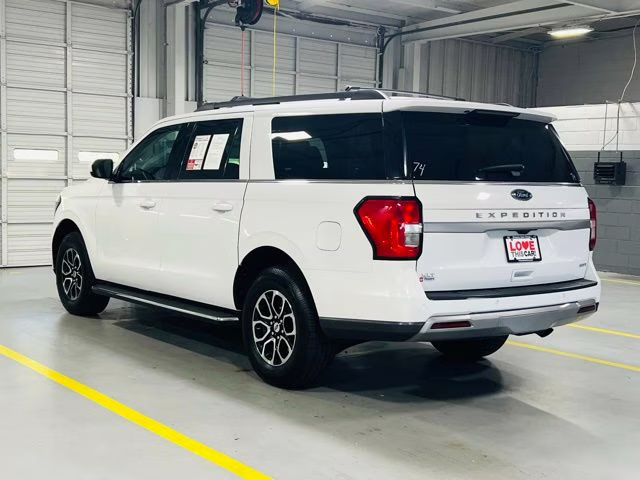 2023 Oxford White Ford Expedition Max XLT 4X4 SUV