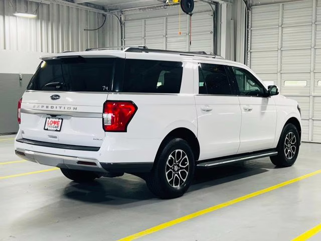 2023 Oxford White Ford Expedition Max XLT 4X4 SUV