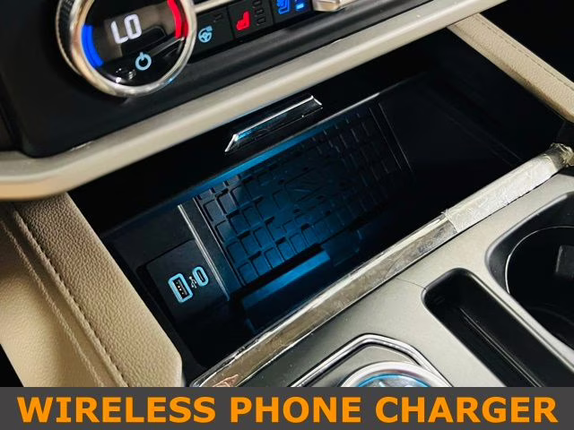 2023 Oxford White Ford Expedition Max XLT 4X4 SUV