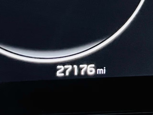 2024 Ebony Black Kia Sportage SX FWD SUV