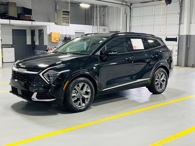 2024 Ebony Black Kia Sportage SX FWD SUV