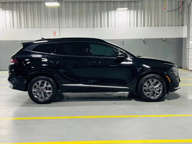 2024 Ebony Black Kia Sportage SX FWD SUV