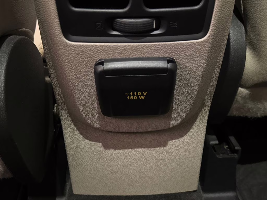 2017 Canyon Ridge Metallic Ford Escape Titanium FWD SUV