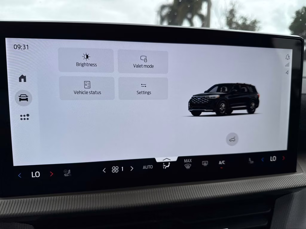 2026 Agate Black Metallic Ford Explorer Active RWD SUV