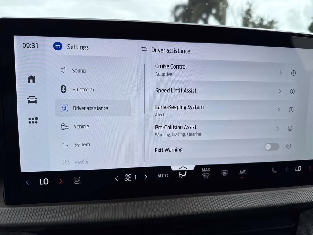 2026 Agate Black Metallic Ford Explorer Active RWD SUV