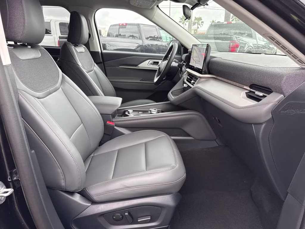 2026 Black Metallic Ford Explorer Active RWD SUV