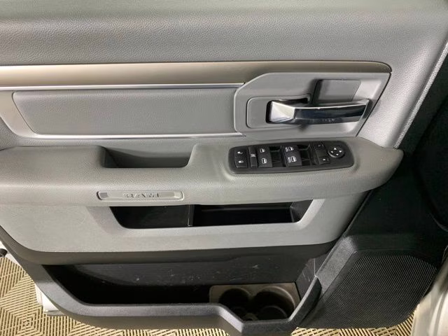 2017 Bright Silver Metallic Clearcoat Ram 1500 Big Horn 4X4 Truck