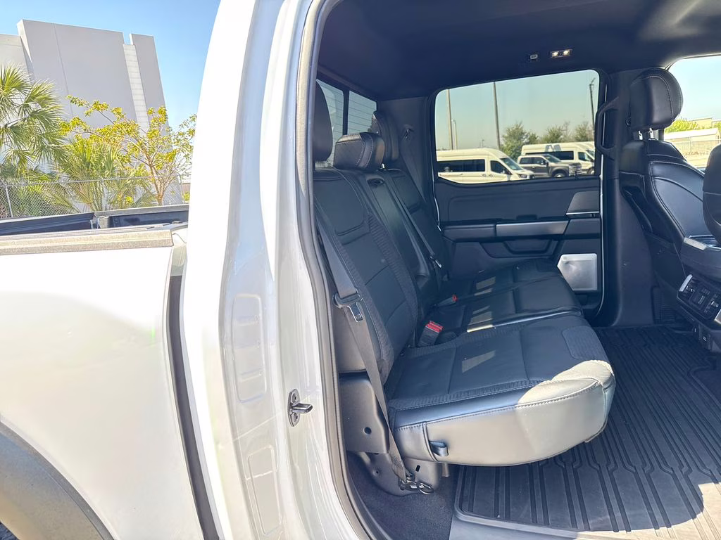 2023 Oxford White Ford F-150 Raptor 4X4 Truck