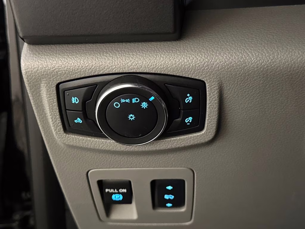 2018 Shadow Black Ford F-150 XLT RWD Truck