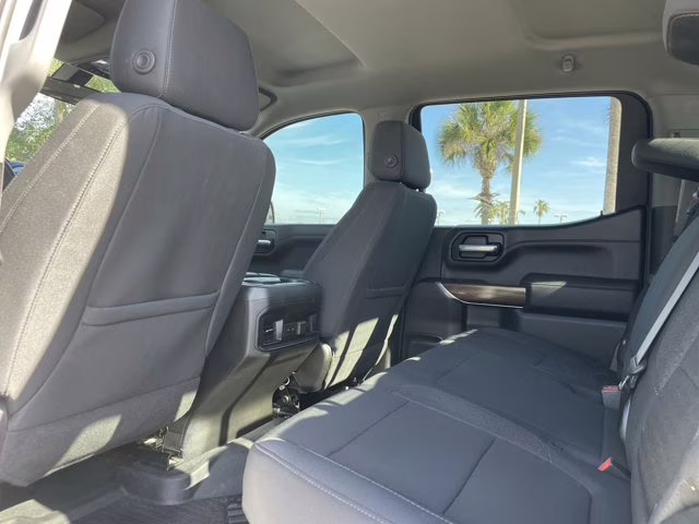 2021 Summit White Chevrolet Silverado 1500 LT Trail Boss 4X4 Truck