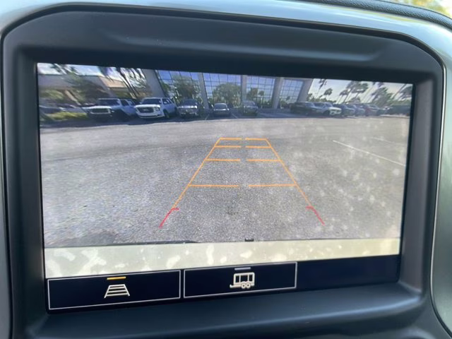 2021 Summit White Chevrolet Silverado 1500 LT Trail Boss 4X4 Truck