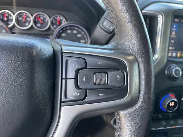 2021 Summit White Chevrolet Silverado 1500 LT Trail Boss 4X4 Truck