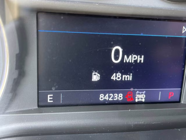 2021 Summit White Chevrolet Silverado 1500 LT Trail Boss 4X4 Truck