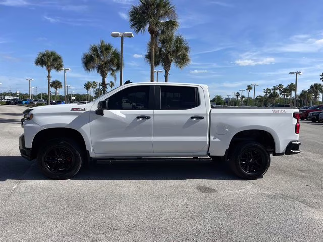 2021 Summit White Chevrolet Silverado 1500 LT Trail Boss 4X4 Truck
