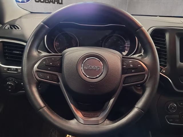 2019 Velvet Red Pearlcoat Jeep Cherokee Latitude Plus 4X4 SUV