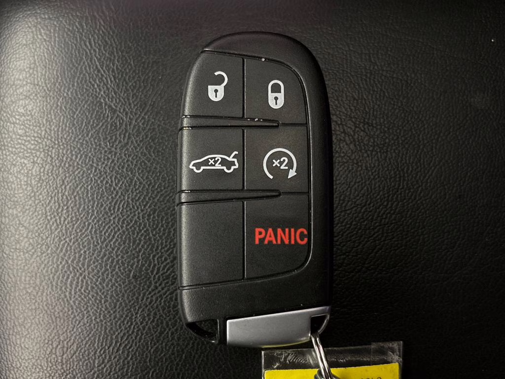 2021 Go Mango! Dodge Charger R/T Scat Pack RWD Sedan