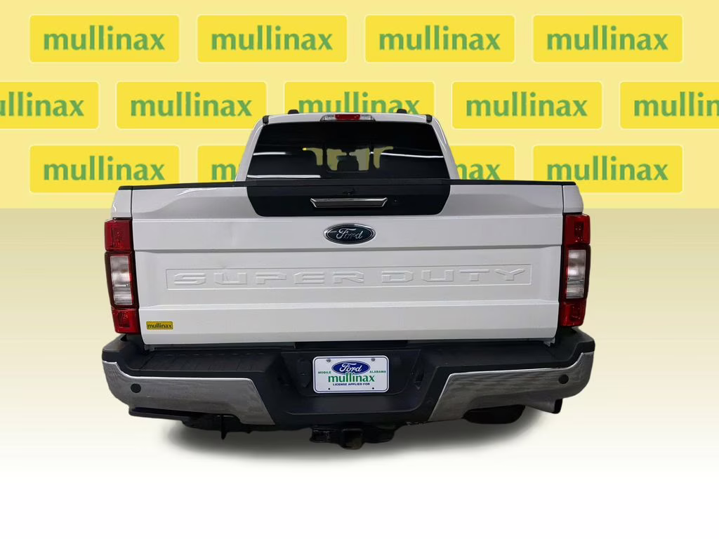 2022 Star White Metallic Tri-Coat Ford Super Duty F-250 SRW Lariat 4X4 Truck
