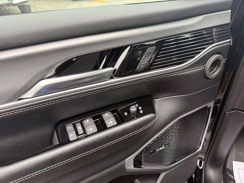 2026 High Gloss Black Jeep Grand Wagoneer Limited 4X4 SUV