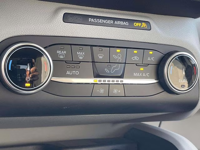 2025 Agate Black Metallic Ford Escape Active FWD SUV