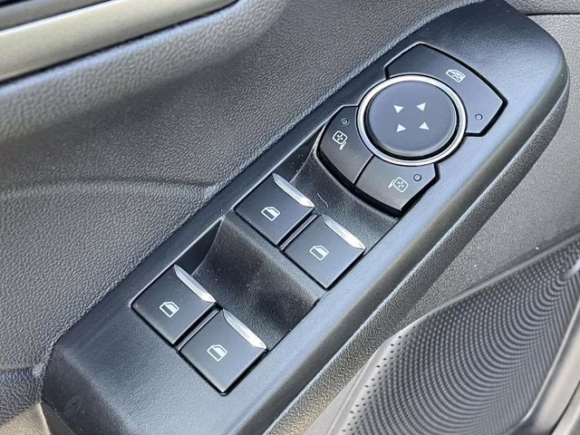 2025 Black Metallic Ford Escape Active FWD SUV