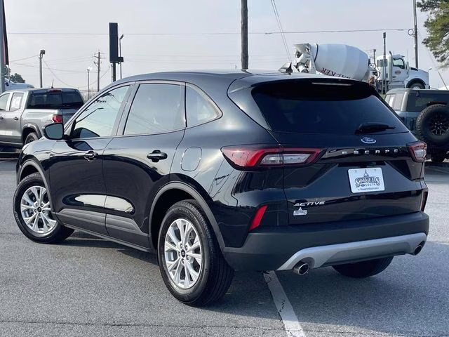 2025 Black Metallic Ford Escape Active FWD SUV
