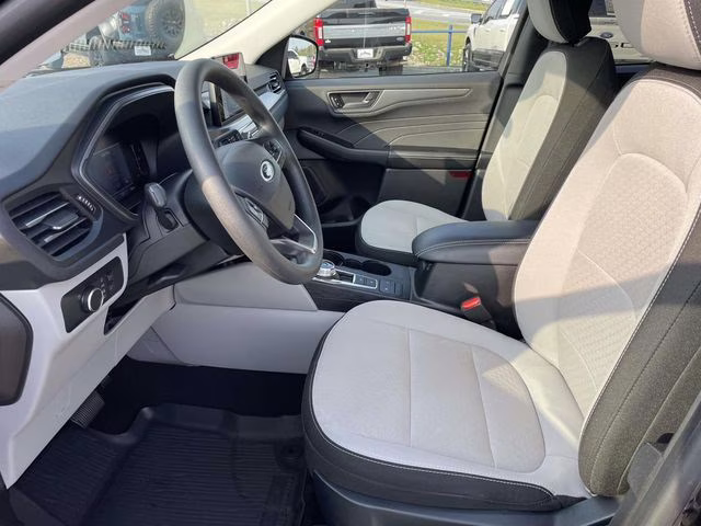 2025 Agate Black Metallic Ford Escape Active FWD SUV