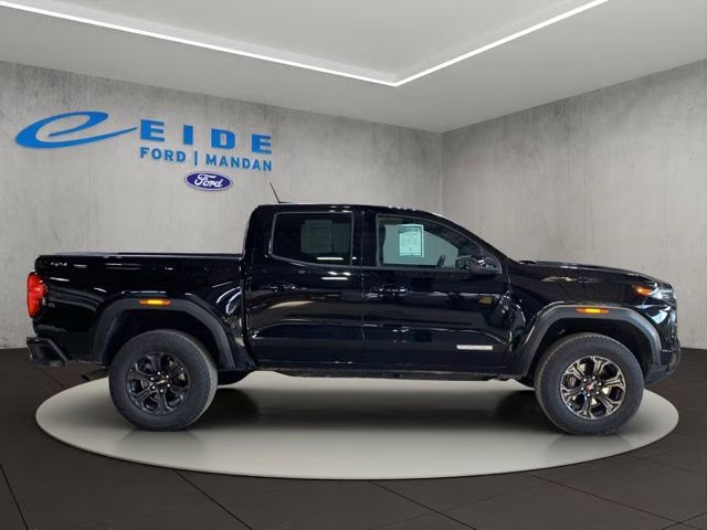 2025 Onyx Black GMC Canyon Elevation 4X4 Truck