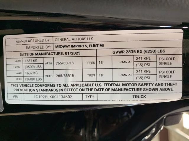 2025 Onyx Black GMC Canyon Elevation 4X4 Truck