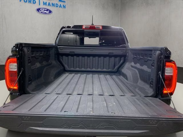 2025 Onyx Black GMC Canyon Elevation 4X4 Truck